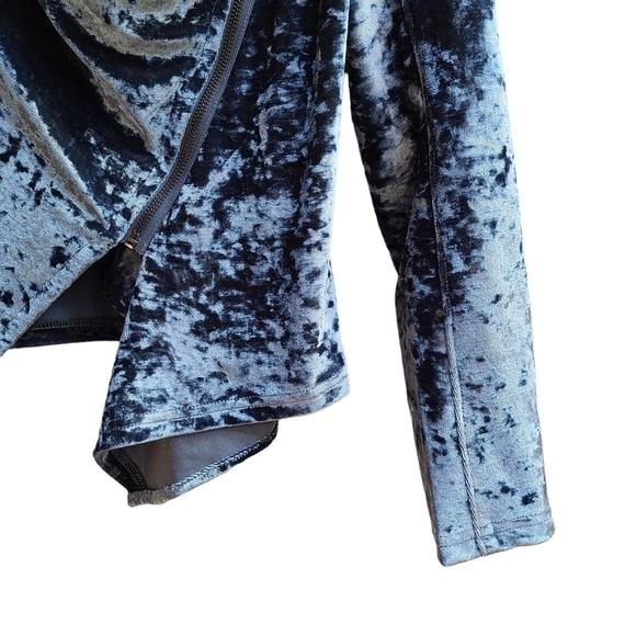 BlankNYC Velvet Jacket with Asymmetrical Hem and Angled Zipper, Size Medium - Picture 5 of 10